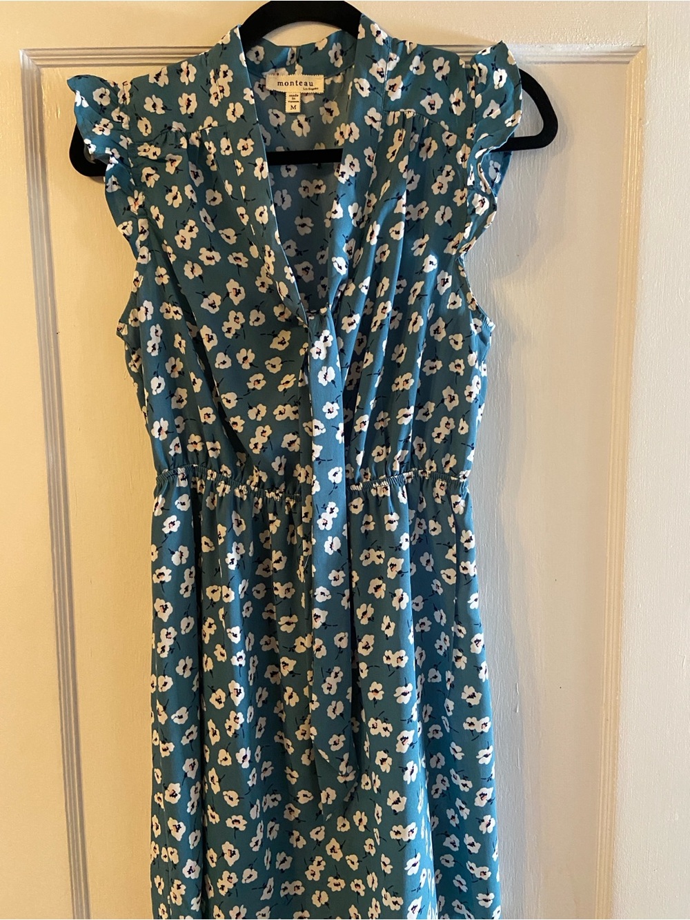 MONTEAU Los Angeles Teal Floral Ruffle Sleeve Dress